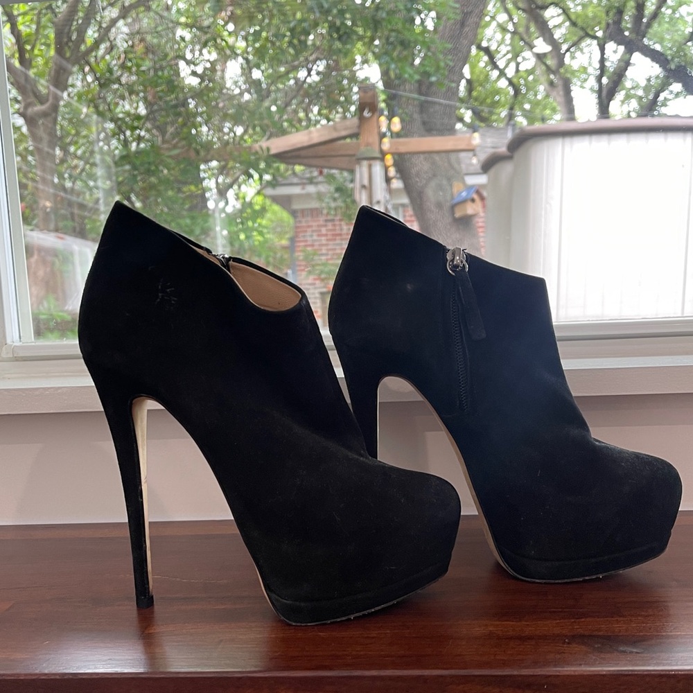 Giuseppe Zanotti Booties size 38